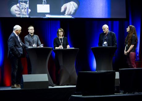 Ingerid Stenvold leder debatt i Oseberg